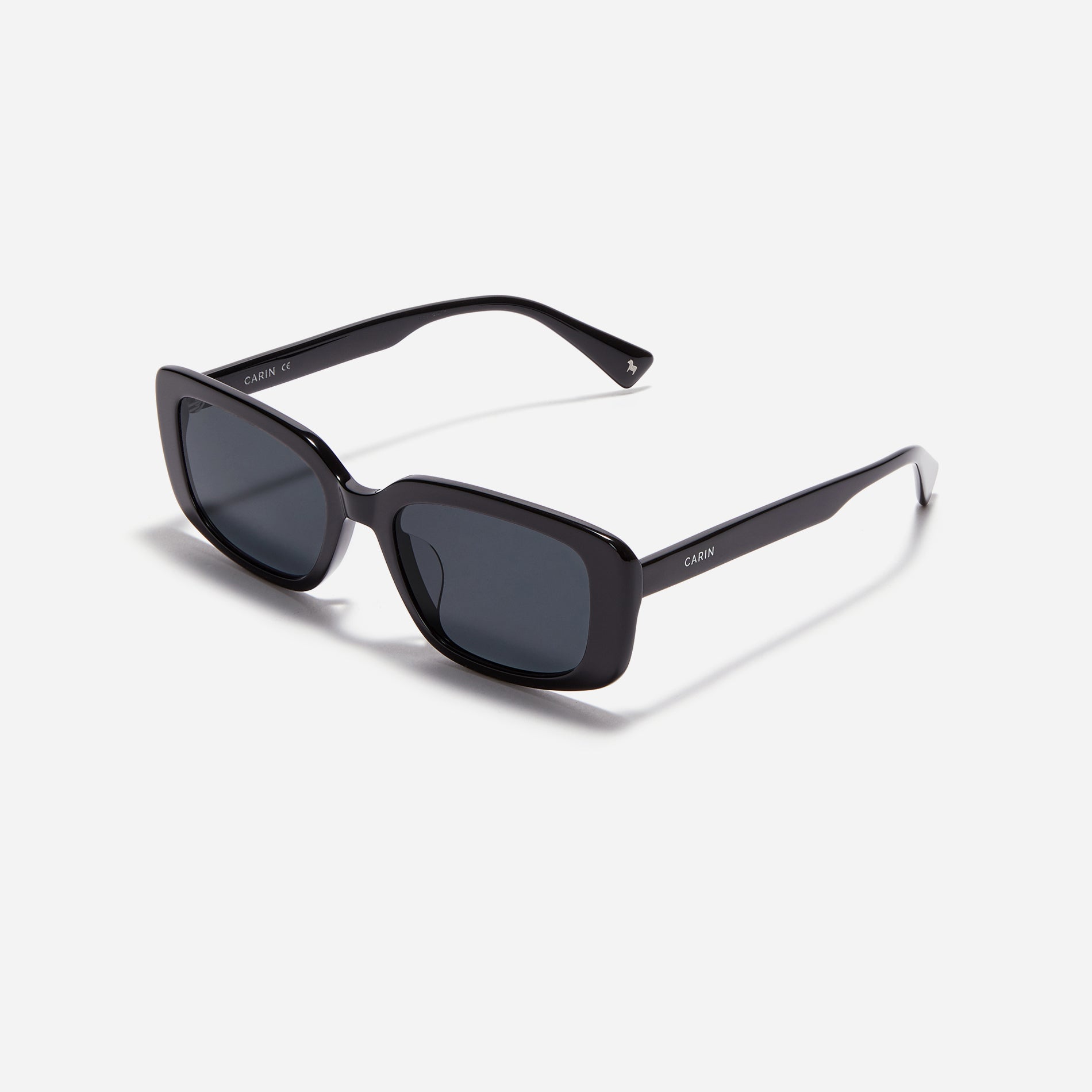 Square-shaped unisex sunglasses with retro style inspired by '80s