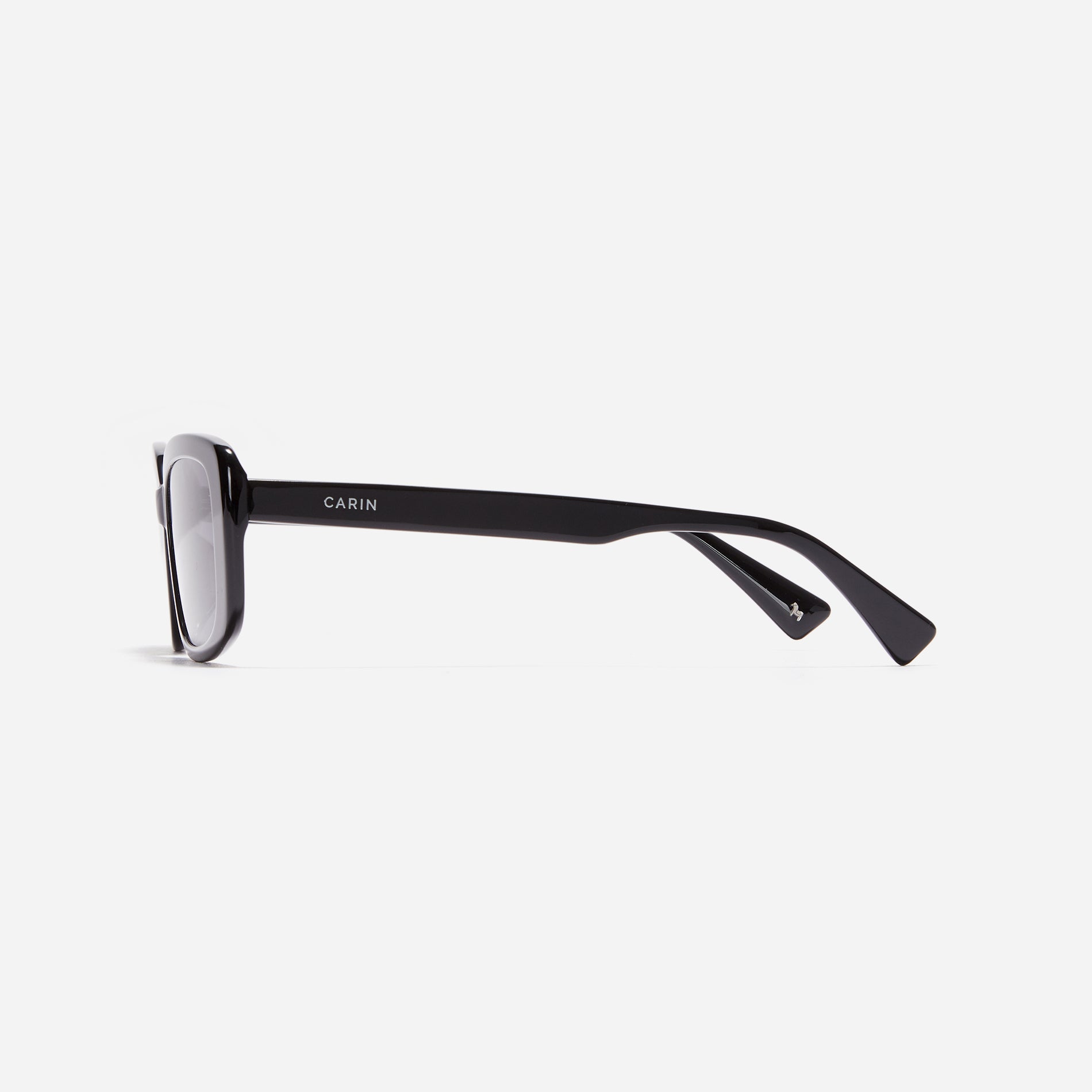 Square-shaped unisex sunglasses with retro style inspired by '80s