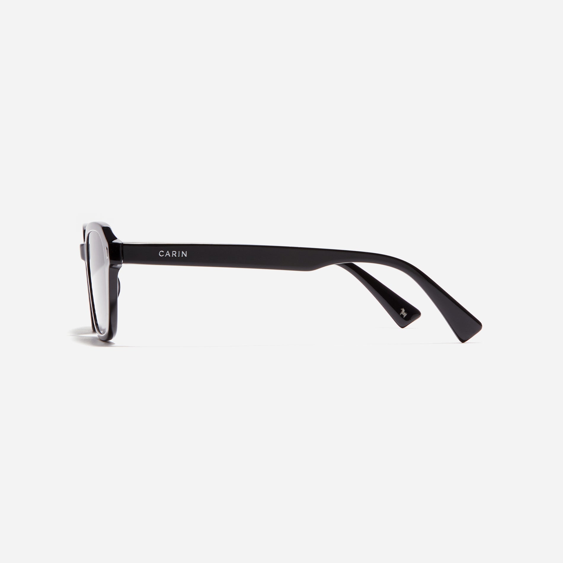 Square-shaped petite frame sunglasses accentuated with retro color details and a sleek narrow rim style.