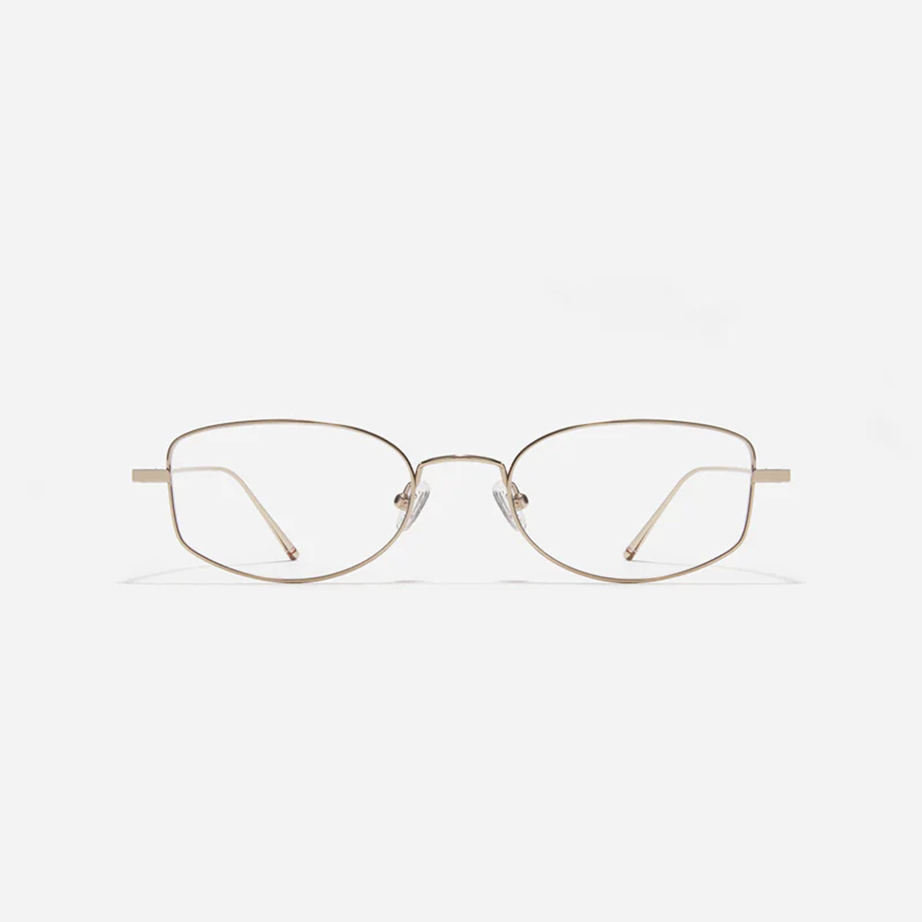 Vivi S is a square-shaped metal eyewear design. Crafted entirely from titanium for both the frame and temples, this pure titanium model offers an exceptionally lightweight and comfortable fit. Featuring a cat-eye silhouette with a narrow rim design, it creates a unique and sophisticated mood.