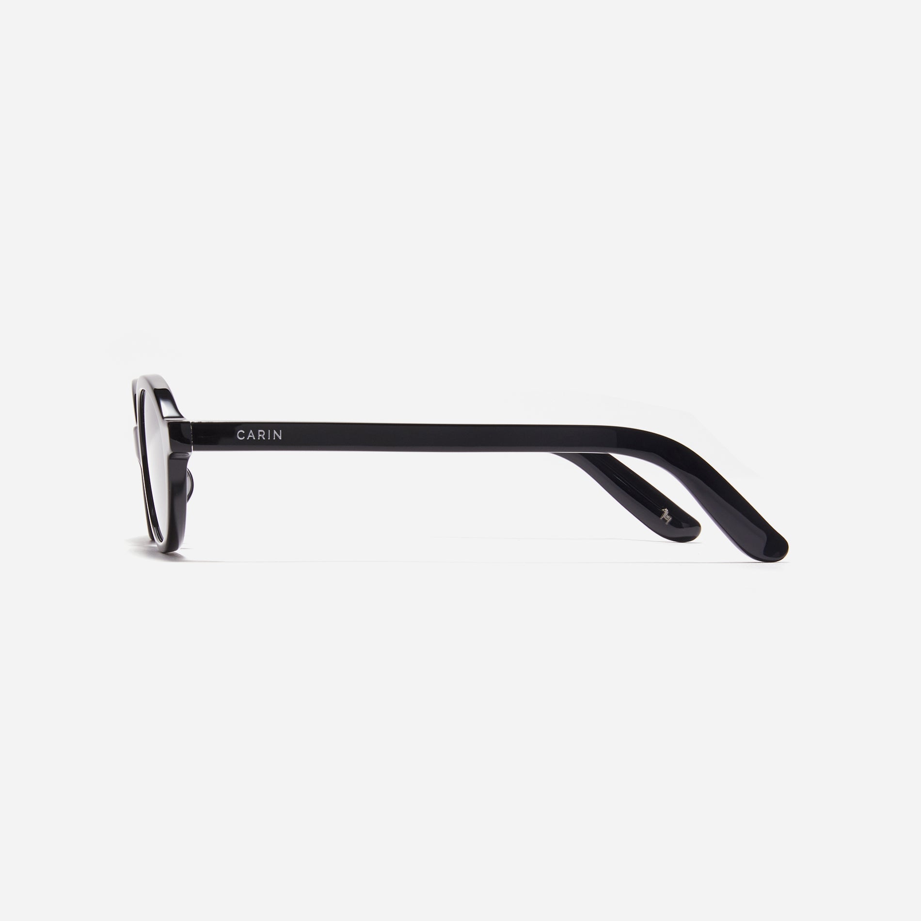 Acetate horn-rimmed glasses inspired by CARIN's best-selling 'AINO' frames. With their unique oval shape and narrow rims, they blend retro vibes with a modern twist. Discover the AINO sunglasses for a fresh take on a classic design.