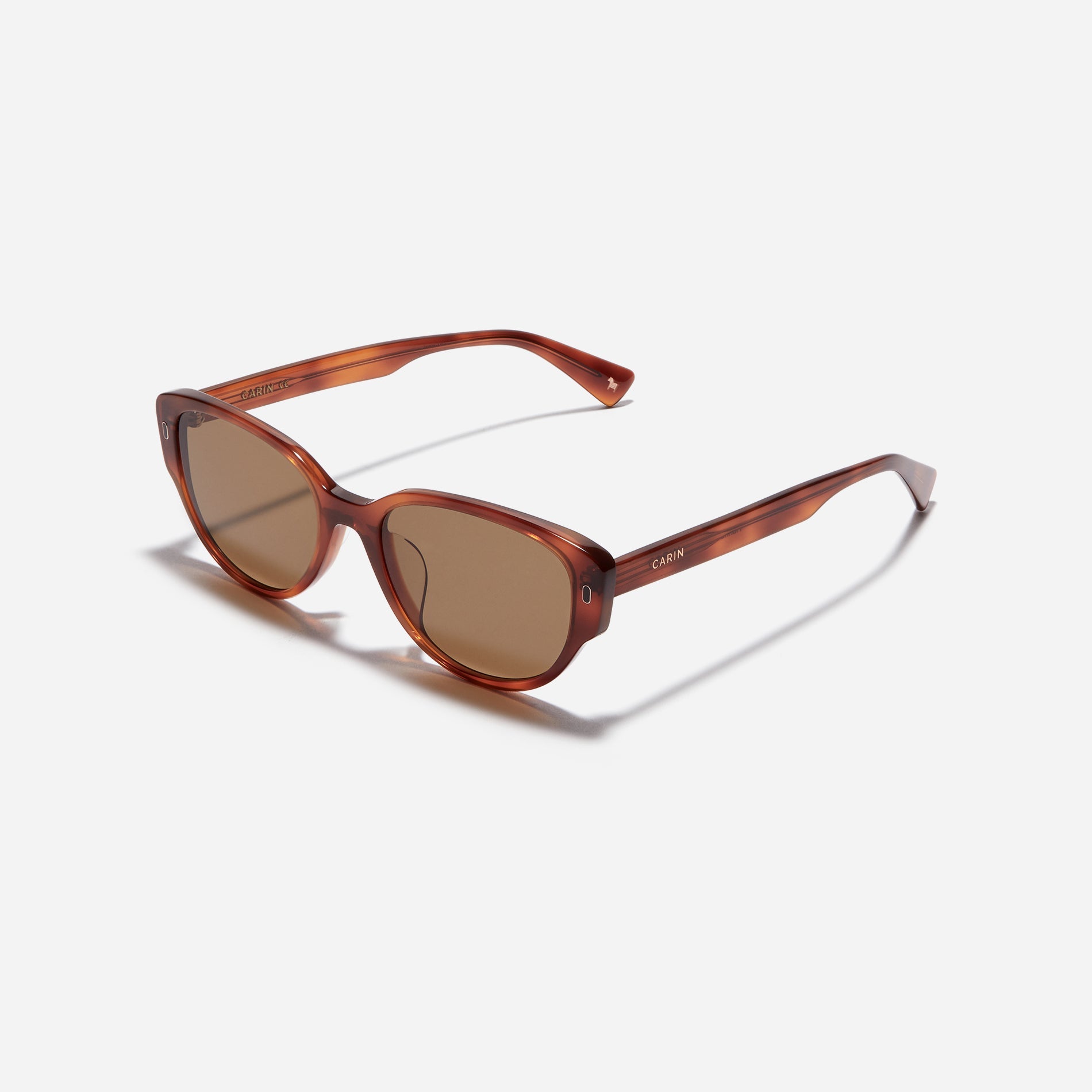 Round-shaped petite frame sunglasses designed with a stylish  narrow rim style and eye-catching color variations.