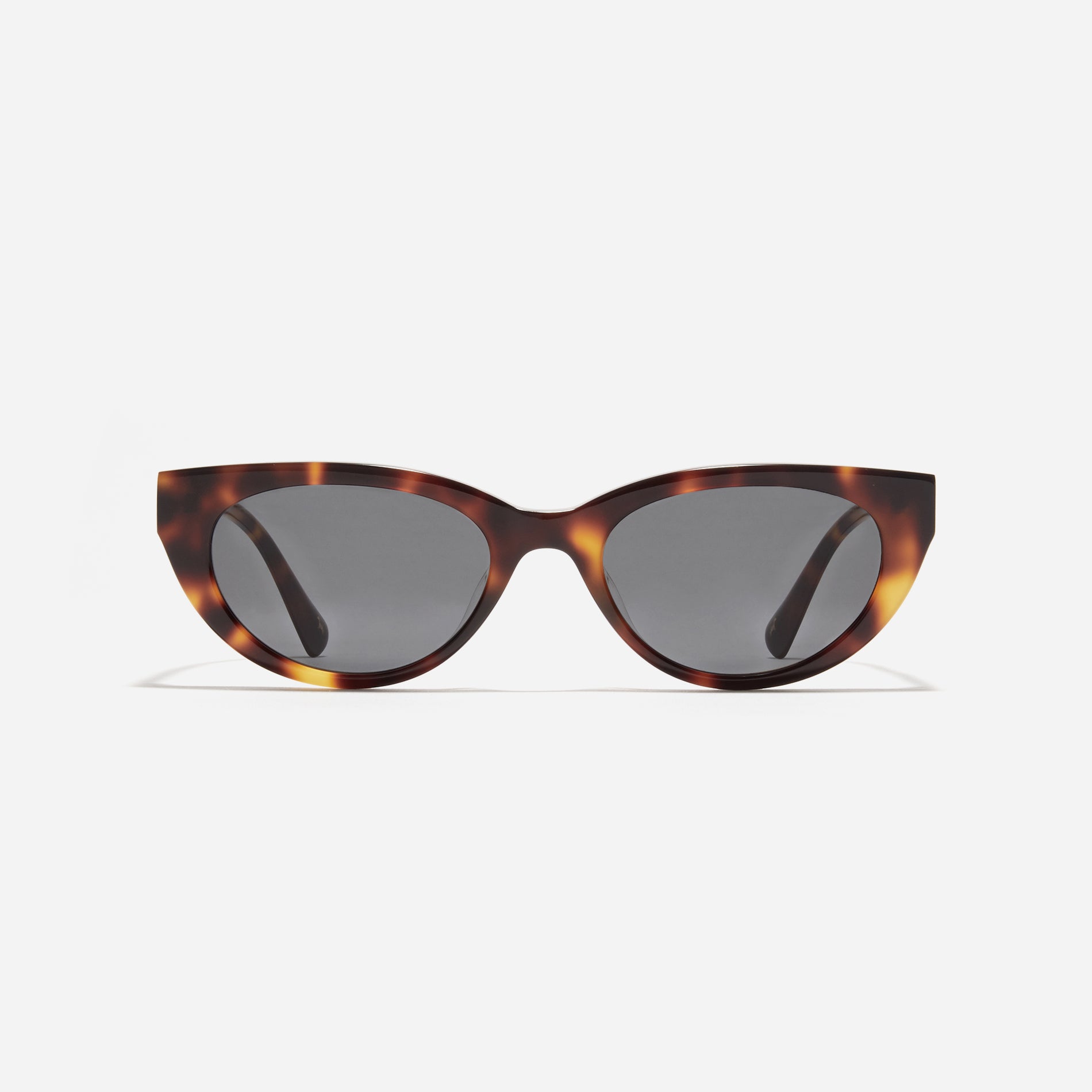 Embrace '90s-inspired design with a trendy narrow rim, cat-eye shape, and stylish color palette. Meet Kendall Black and Leopard frames, meticulously crafted from durable compressed acetate.