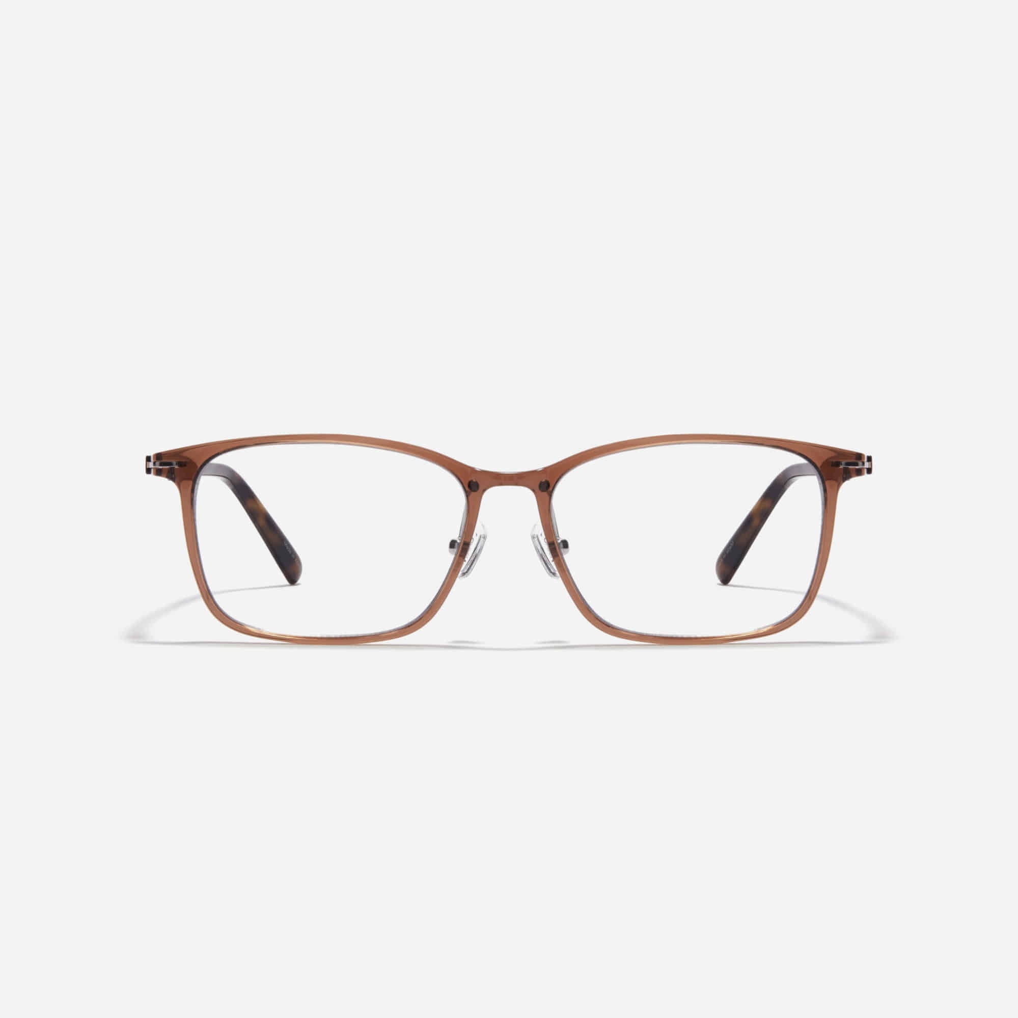 Nils S is a square-shaped combination optical frame from the Forest Line. Featuring a bio-plastic front and Ultem temples, it offers a lightweight, comfortable fit with a classic aesthetic.