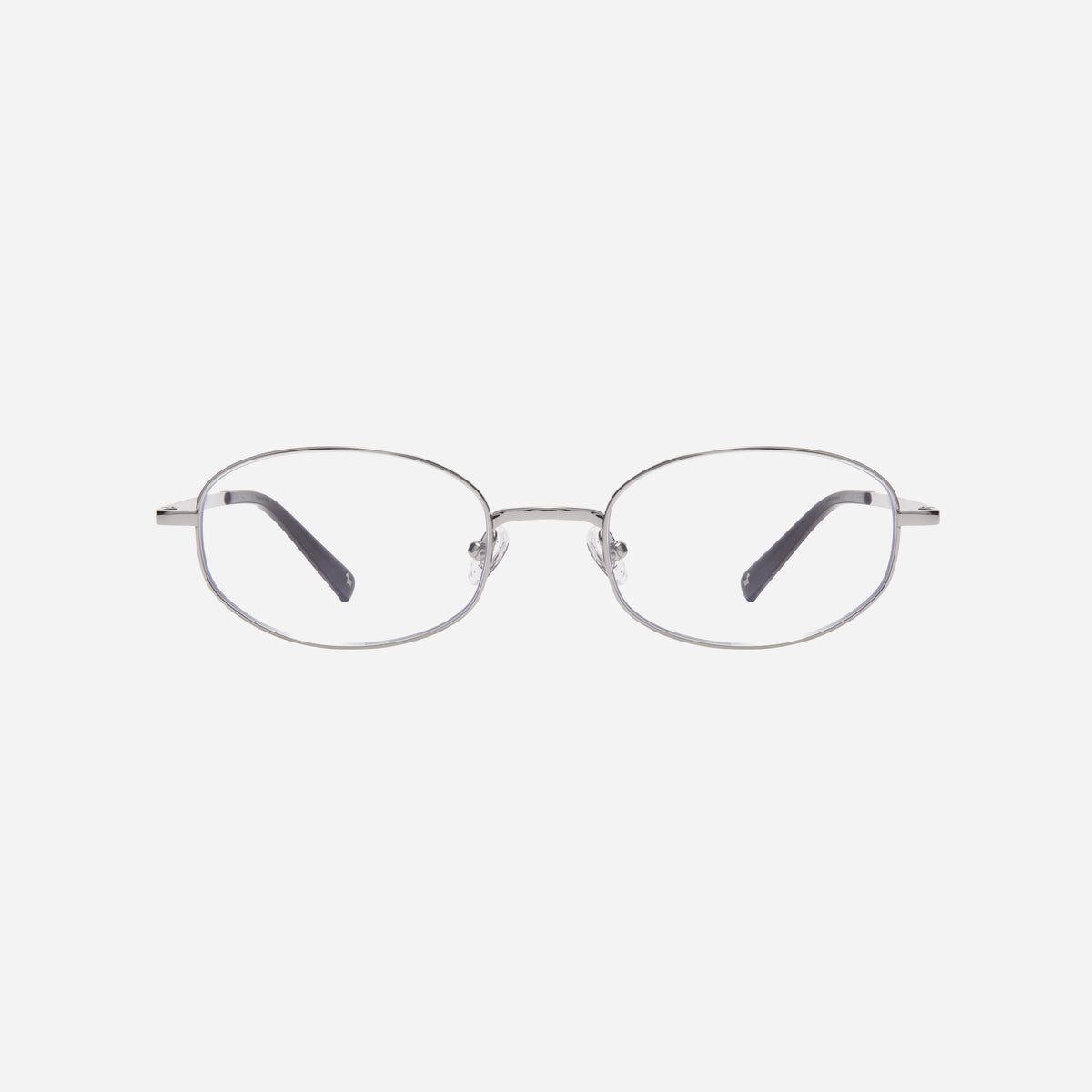 Pray S is a square-shaped metal optical frame. Reinterpreting a retro-inspired lens shape with a modern sensibility, it creates a classic yet sophisticated look. Crafted entirely from pure titanium for both the front and temples, it provides a lightweight and comfortable fit.